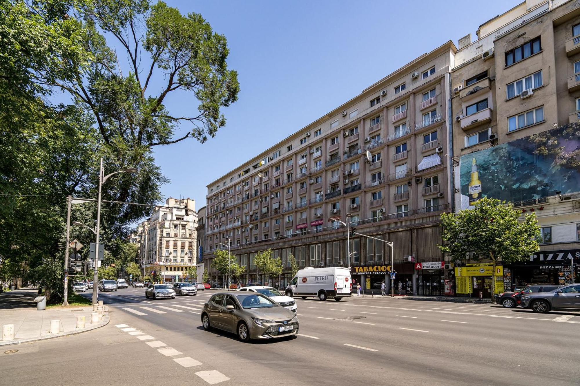 Romana Vibe Elegance In The Heart Of The City Bucarest Extérieur photo